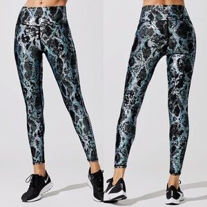 NEW Carbon38 Metallic Snake High Rise Legging